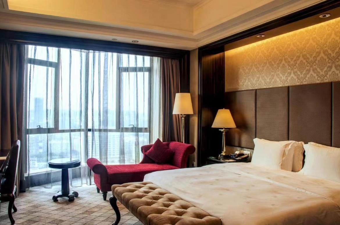 The COLI Hotel Shenzhen Exterior foto